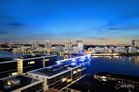 Property photo of 1612/13-17 Verona Drive Wentworth Point NSW 2127