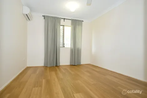 Property photo of 2 Links Court Kin Kora QLD 4680