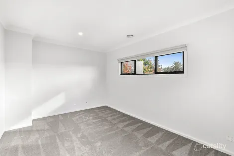 Property photo of 2/51 Bostock Avenue Manifold Heights VIC 3218