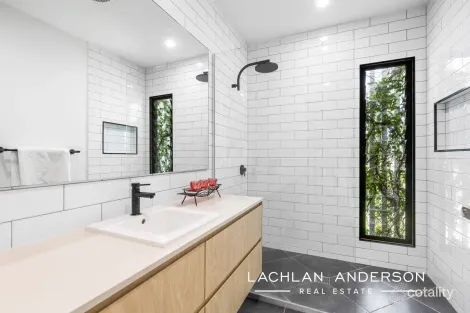 Property photo of 33 Leslie Crescent Baringa QLD 4551