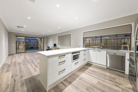 Property photo of 22 Meadows Drive Officer VIC 3809