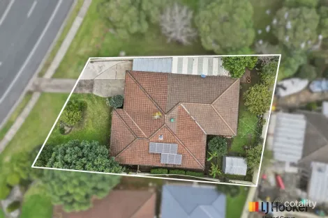Property photo of 87 Crispsparkle Drive Ambarvale NSW 2560