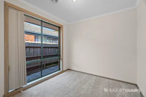 Property photo of 5 The Common Croydon South VIC 3136