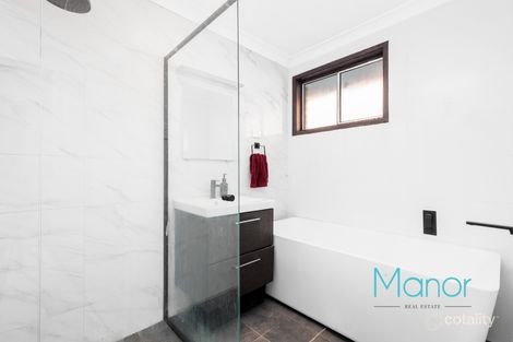 Property photo of 12 Sweeney Avenue Plumpton NSW 2761