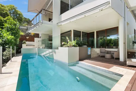 Property photo of 11 Eugarie Street Noosa Heads QLD 4567