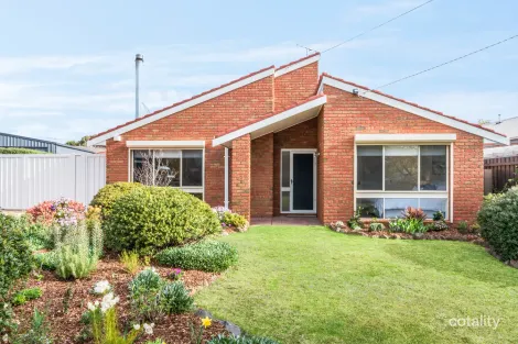 Property photo of 12 Waliki Court Lara VIC 3212