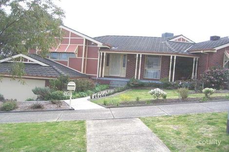 Property photo of 16 Quarry Hills Drive Berwick VIC 3806