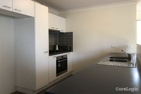 Property photo of 35 Sovereign Circuit Glenfield NSW 2167