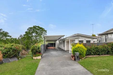 12 Seventh St, Warragamba, NSW 2752