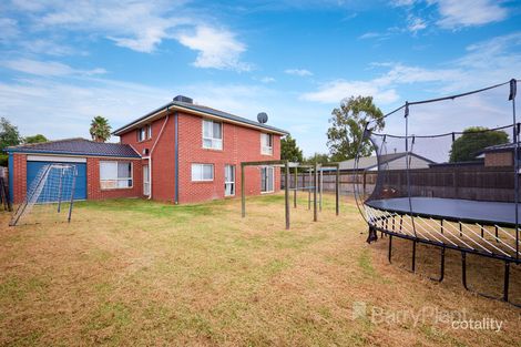Property photo of 41 Maculata Drive Cranbourne West VIC 3977