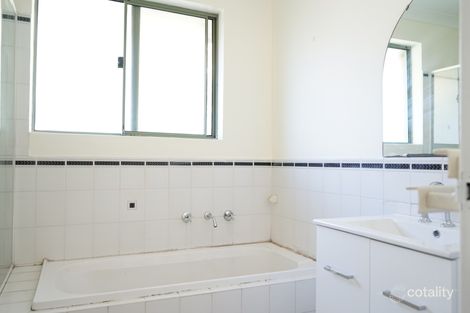 Property photo of 10/235 Targo Road Girraween NSW 2145