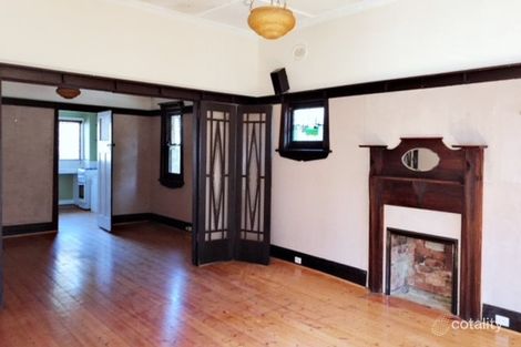 Property photo of 43 Railway Parade Murrumbeena VIC 3163