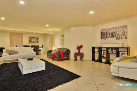 Property photo of 2 Leonie Place Doolandella QLD 4077