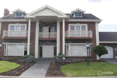 1 Martin Ct, West Lakes, SA 5021