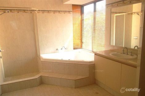 Property photo of 44 Achiever Avenue Port Kennedy WA 6172