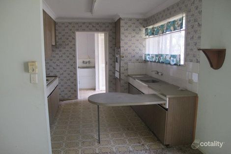 Property photo of 9 Dirkala Street Mansfield QLD 4122