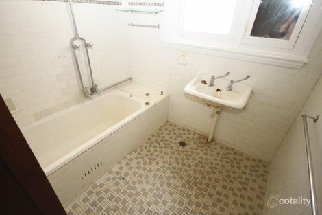 Property photo of 50 Railway Street Turvey Park NSW 2650