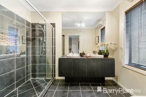 Property photo of 36 Hummingbird Boulevard Tarneit VIC 3029