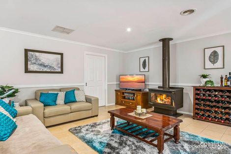 Property photo of 11 Georgia Close Tooradin VIC 3980