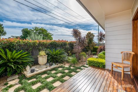 Property photo of 2 Lake Street Warners Bay NSW 2282