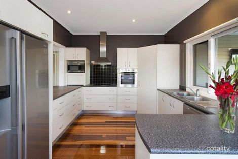 Property photo of 40 Stanley Road Seven Hills QLD 4170