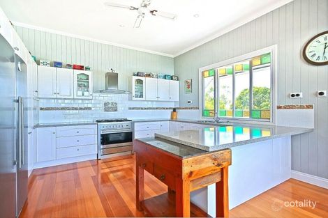 Property photo of 2380 Wynnum Road Wynnum QLD 4178
