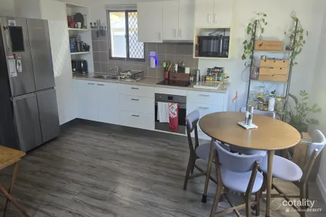Property photo of 14 Lalroy Street Beachmere QLD 4510