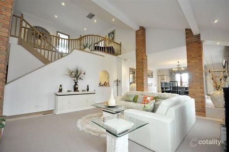 Property photo of 5 Murray Court Greenvale VIC 3059