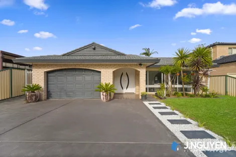 Property photo of 24 Buranda Crescent St Johns Park NSW 2176