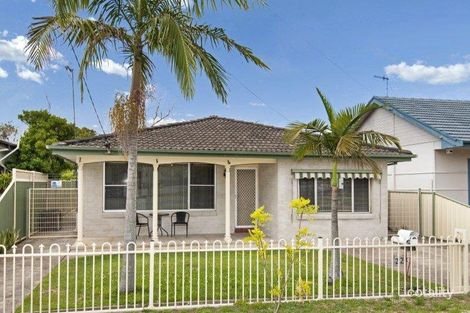 22 Nelson St, Umina Beach, NSW 2257