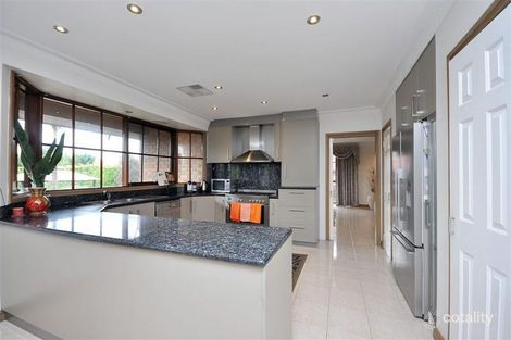 Property photo of 5 Murray Court Greenvale VIC 3059