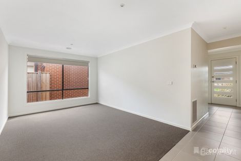 Property photo of 33 Cascade Drive Beveridge VIC 3753