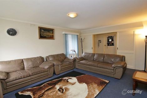 Property photo of 17 Serpentine Road Keysborough VIC 3173