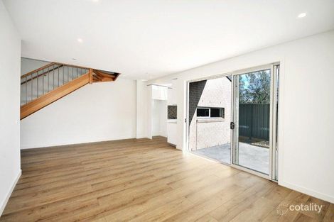 Property photo of 3/2 Hood Crescent Fawkner VIC 3060