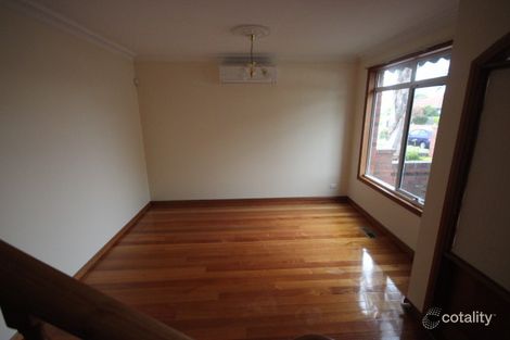 Property photo of 1/8 Bletchley Road Hughesdale VIC 3166