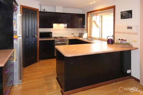 Property photo of 11 Brooks Circuit Woodcroft SA 5162