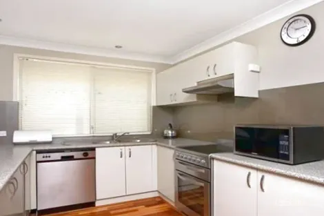 Property photo of 19 Kenyon Crescent Doonside NSW 2767