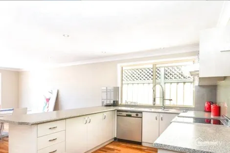 Property photo of 19 Kenyon Crescent Doonside NSW 2767