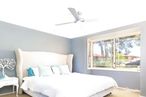 Property photo of 19 Kenyon Crescent Doonside NSW 2767