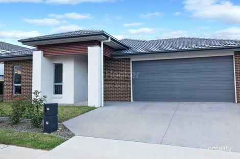 29 Lowndes Dr, Oran Park, NSW 2570