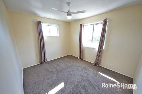 Property photo of 2 Gyp Court Kallangur QLD 4503