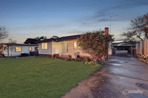 13 Bendick St, Young, NSW 2594