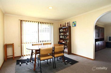 Property photo of 30 Hazelwood Avenue Cranbourne North VIC 3977