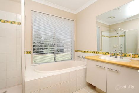 Property photo of 14 Kingsfield Way Truganina VIC 3029