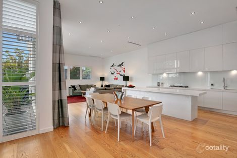 Property photo of 1 Linnaker Place Kew VIC 3101