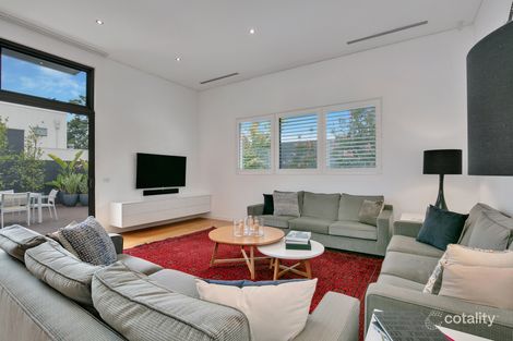 Property photo of 1 Linnaker Place Kew VIC 3101