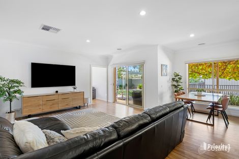 Property photo of 3 Arthurs Crescent Strathfieldsaye VIC 3551