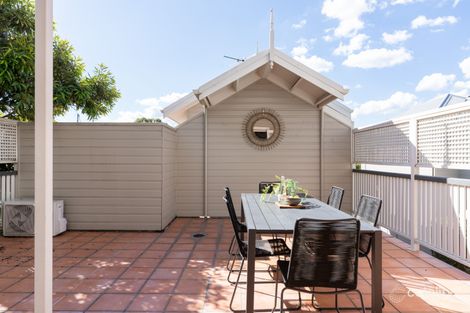 Property photo of 3/24 Parry Street Bulimba QLD 4171