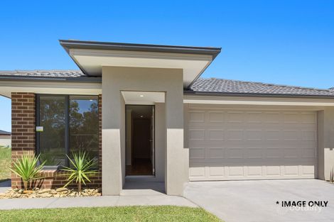 Property photo of 15 Ezra Street Cranbourne East VIC 3977