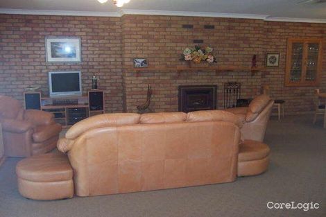 Property photo of 21 Akubra Drive Emerald QLD 4720